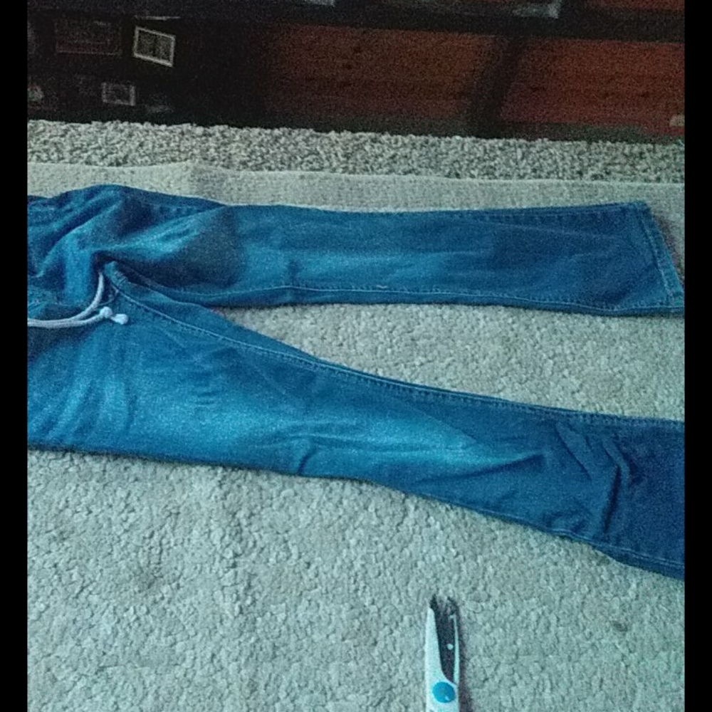 Jeans - Picture 3 of 3